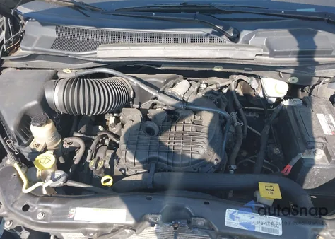 2013 Chrysler Town & Country Touring z USA, uszkodzony, nr VIN 2C4RC1BG4DR503363